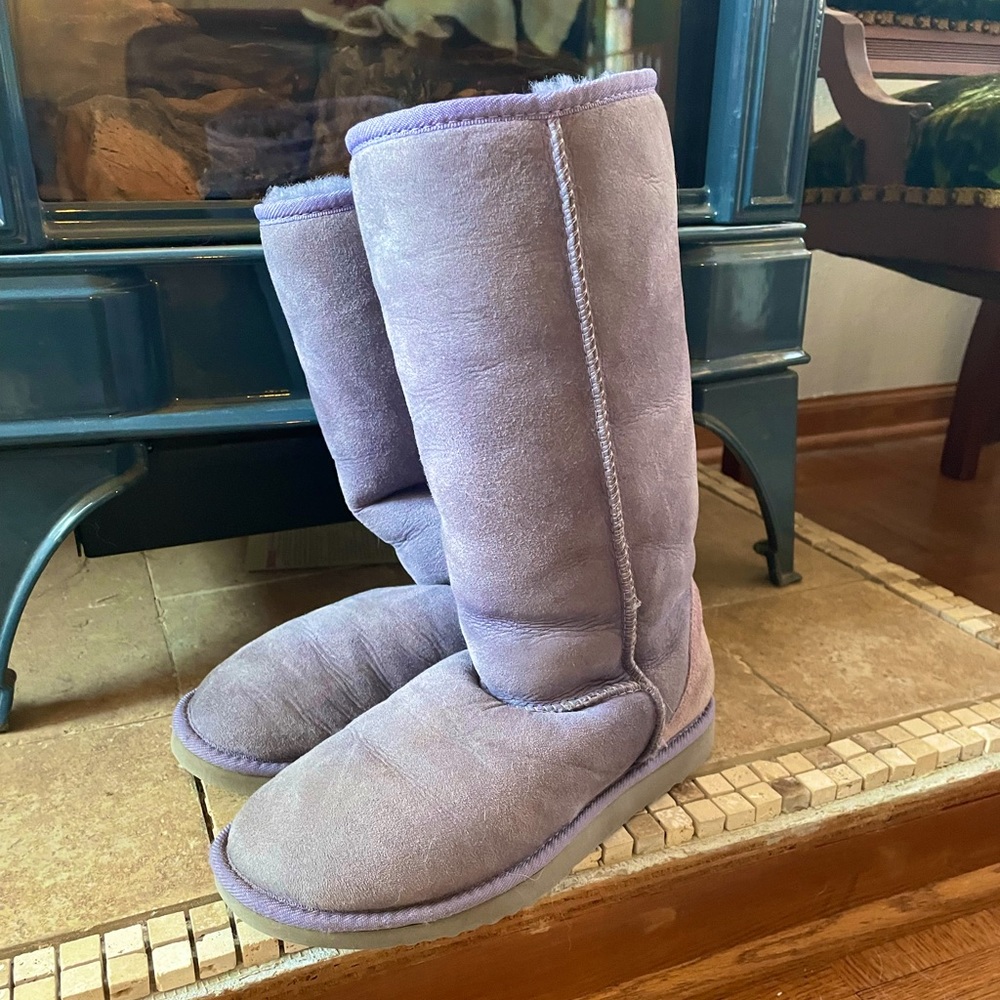 Vintage light purple tall Uggs